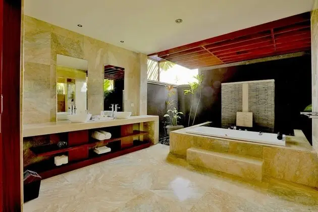 Family Villa, 4 Yatak Odası, Kişiye Özel Havuzlu, Havuz Manzaralı