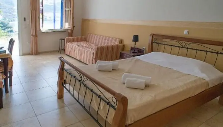 Stüdyo, Deniz Manzaralı (Lagkada)