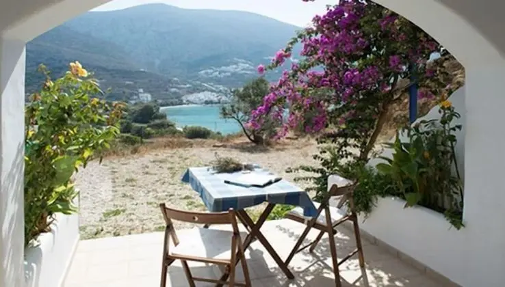 Stüdyo, Deniz Manzaralı (Lagkada)