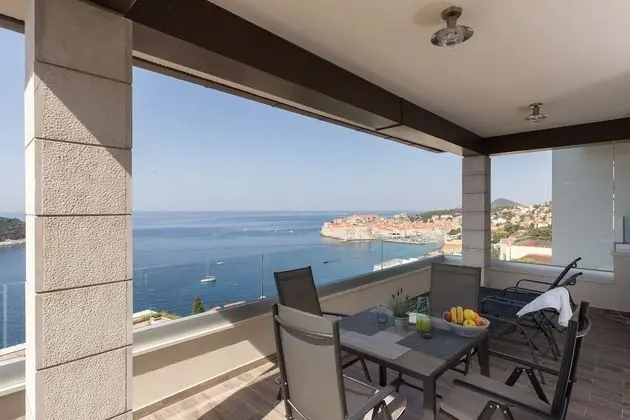 Stüdyo, Teras, Deniz Manzaralı