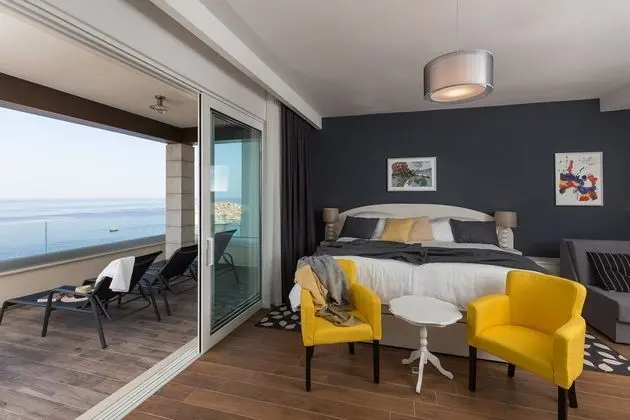 Stüdyo, Teras, Deniz Manzaralı