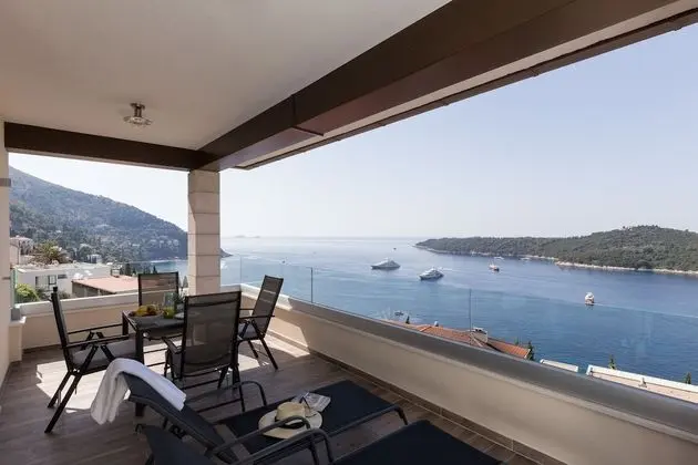 Stüdyo, Teras, Deniz Manzaralı