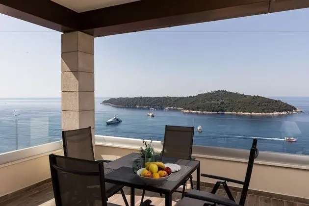 Stüdyo, Teras, Deniz Manzaralı