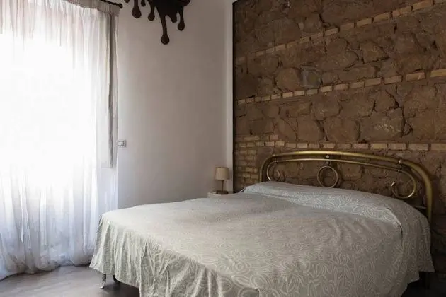 Tek Büyük veya İki Ayrı Yataklı Oda (Cioccolato)