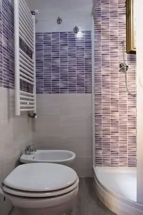 Tek Büyük veya İki Ayrı Yataklı Oda (Rosa)