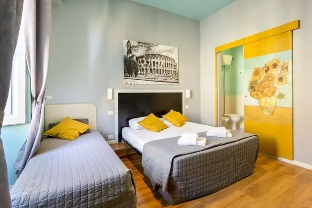 Tek Büyük veya İki Ayrı Yataklı Oda (102)