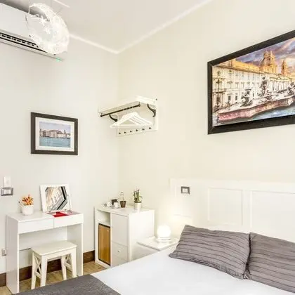 Tek Büyük veya İki Ayrı Yataklı Oda (102)