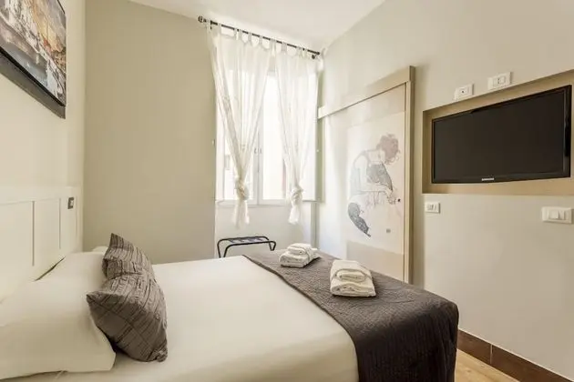 Tek Büyük Yataklı Oda, Ek Bina (305)