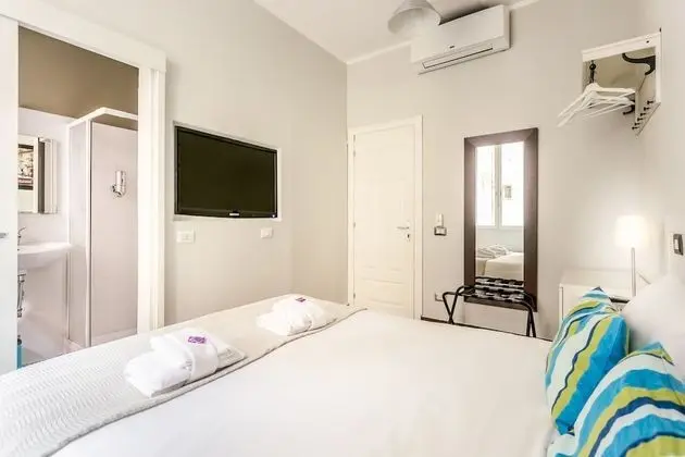 Tek Büyük Yataklı Oda, Ek Bina (305)