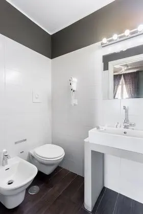 Tek Büyük Yataklı Oda, Ek Bina (305)