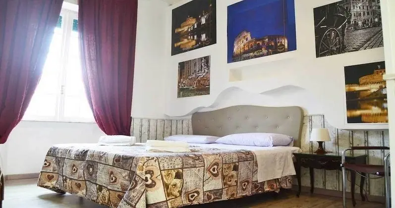 Tek Büyük Yataklı Oda (Roma)
