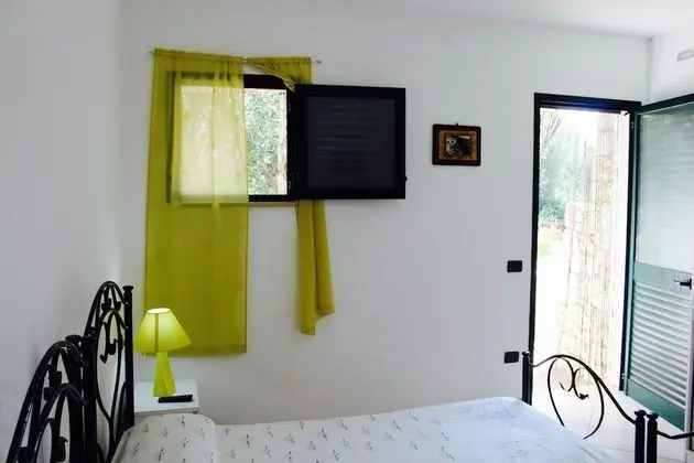 Üç Kişilik Oda, Deniz Manzaralı
