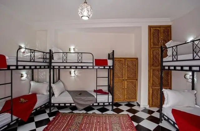 Ortak Ranzalı Oda, Sadece erkekler için