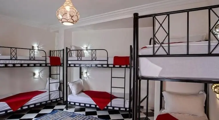 Ortak Ranzalı Oda, Sadece kadınlar için