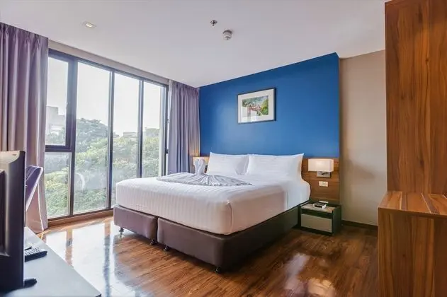 1-Bedroom Suite