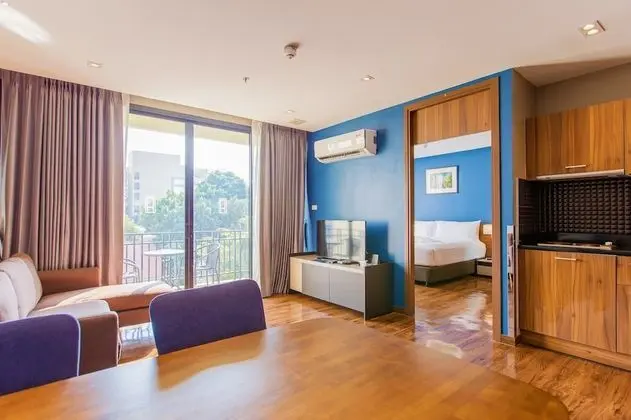 1-Bedroom Suite