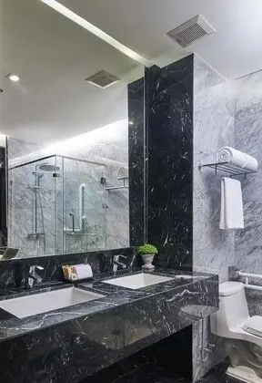 Çatı Katı Süiti (Penthouse)