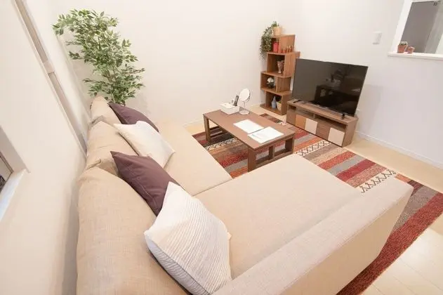 Ev (Private Vacation)
