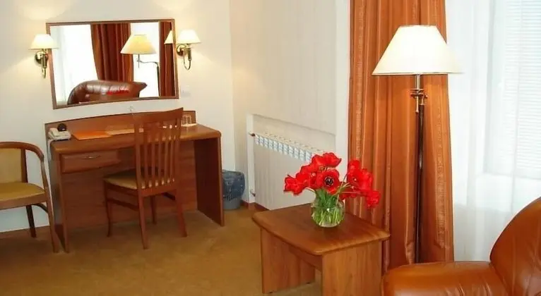 Stüdyo, 1 En Büyük (King) Boy Yatak