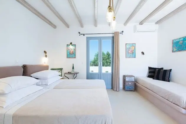 Deluxe Üç Kişilik Oda, Deniz Manzaralı