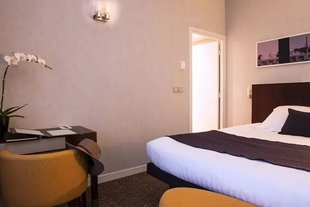 Panoramic Süit, Teras (Eiffel Tower view)