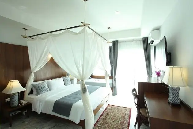 Deluxe Plus Room