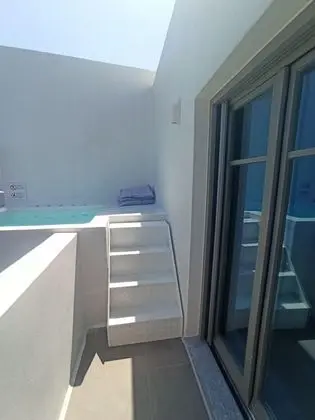 Stüdyo Süit, Jakuzi