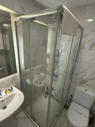 Triple, Şehir Manzaralı