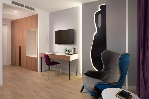 Standard Tek Büyük veya İki Ayrı Yataklı Oda