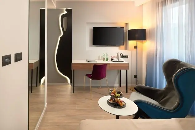 Standard Tek Büyük veya İki Ayrı Yataklı Oda