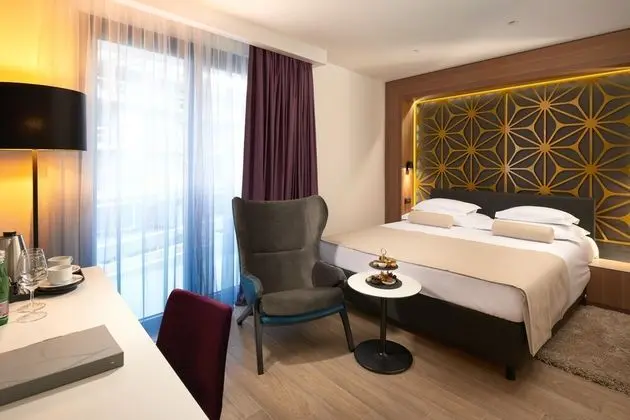 Standard Tek Büyük veya İki Ayrı Yataklı Oda, Deniz Manzaralı