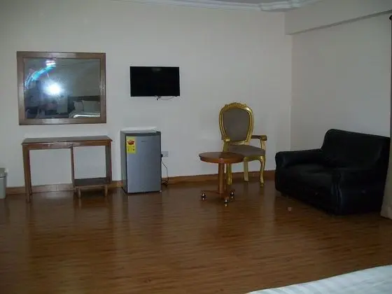 Tek Büyük Yataklı Oda
