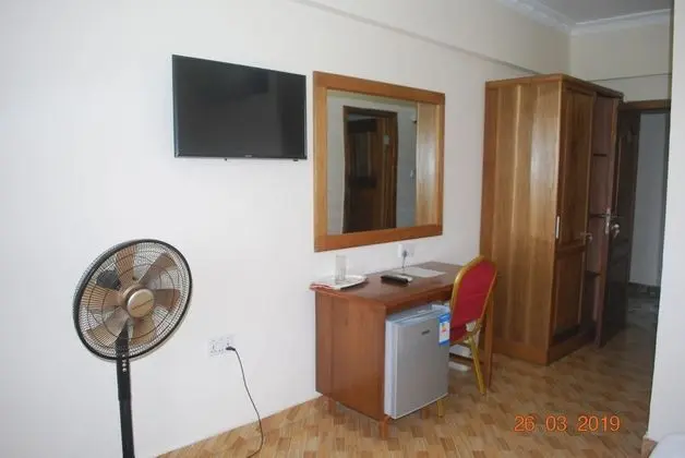 Tek Büyük Yataklı Oda