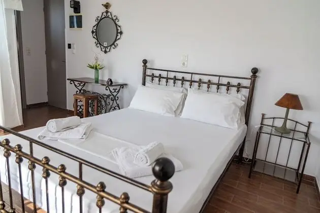 Tek Büyük veya İki Ayrı Yataklı Oda, Balkon