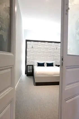 Basic Tek Büyük Yataklı Oda