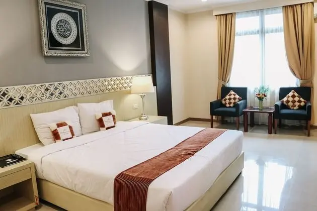 Deluxe Tek Büyük Yataklı Oda