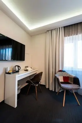 Standard Tek Büyük veya İki Ayrı Yataklı Oda