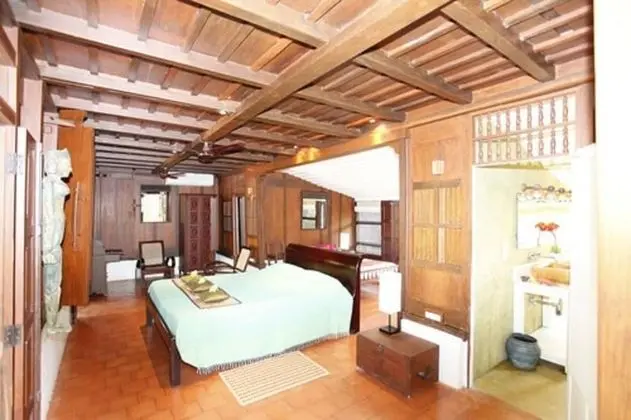 Kır Evi, Deniz Manzaralı