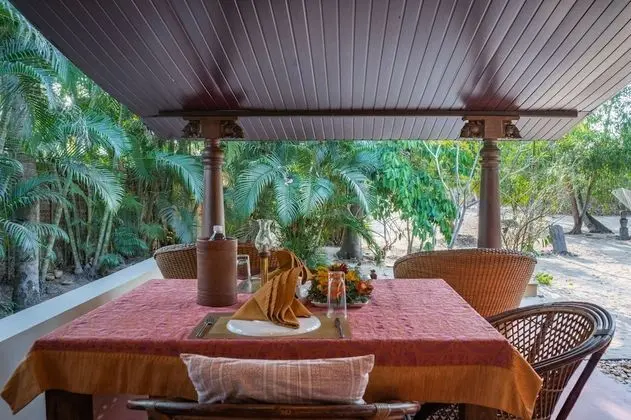 Kır Evi, Deniz Manzaralı