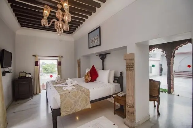 Suite Room