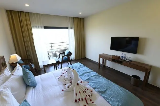 Executive Room Valley View with Balcony