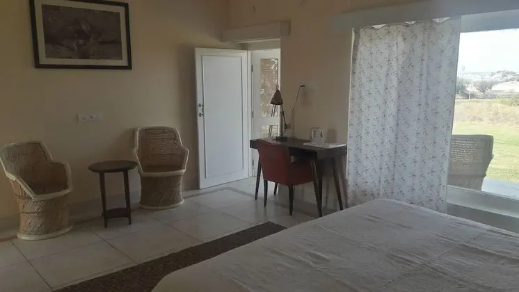 Deluxe Tek Büyük Yataklı Oda, Veranda