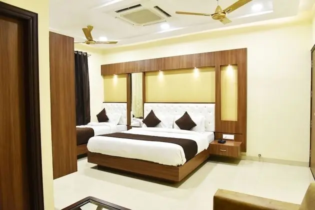 Luxury Üç Kişilik Oda, Şehir Manzaralı
