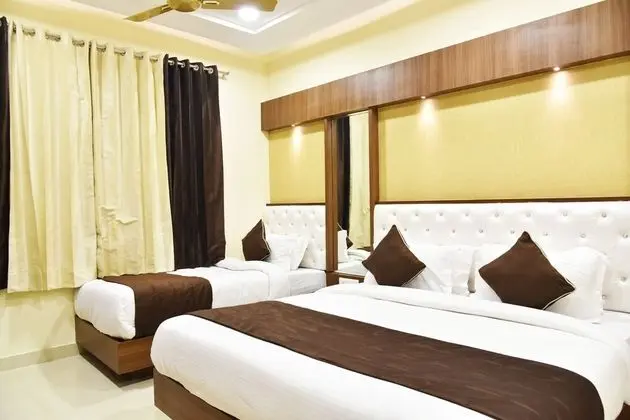 Luxury Üç Kişilik Oda, Şehir Manzaralı