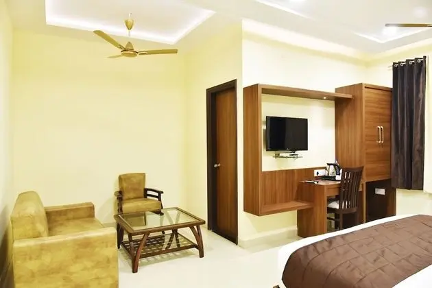 Luxury Üç Kişilik Oda, Şehir Manzaralı