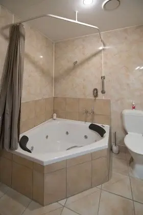 Stüdyo, Jakuzi