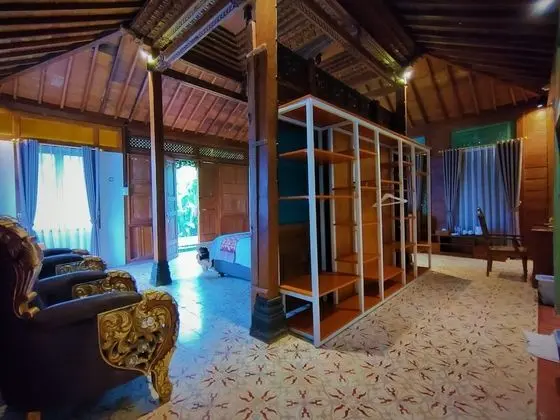 Royal Oda, 1 En Büyük (King) Boy Yatak, Bahçe Manzaralı, Avlu