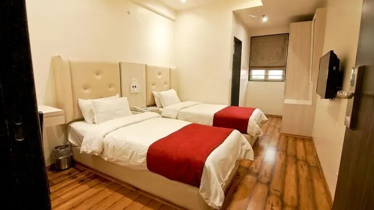 Deluxe Room (Renovated)