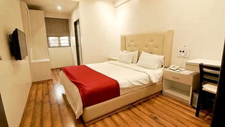 Deluxe Room (Renovated)