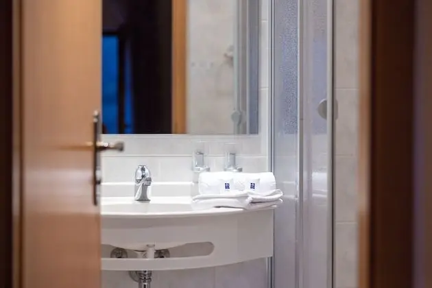 Tek Büyük Yataklı Oda, Balkon